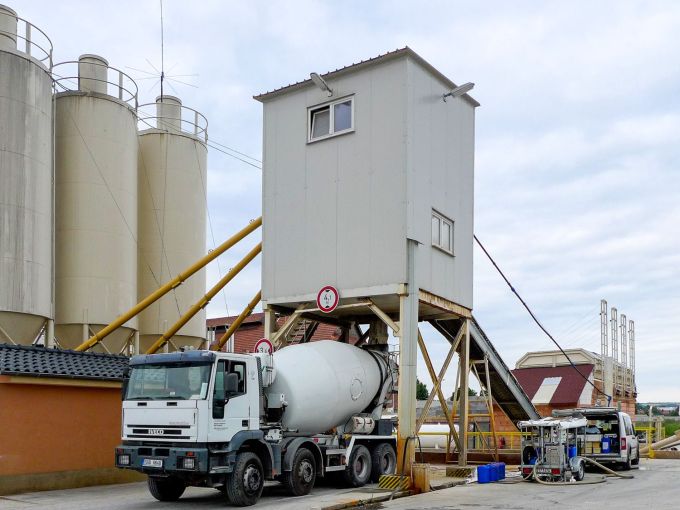 Foam generators