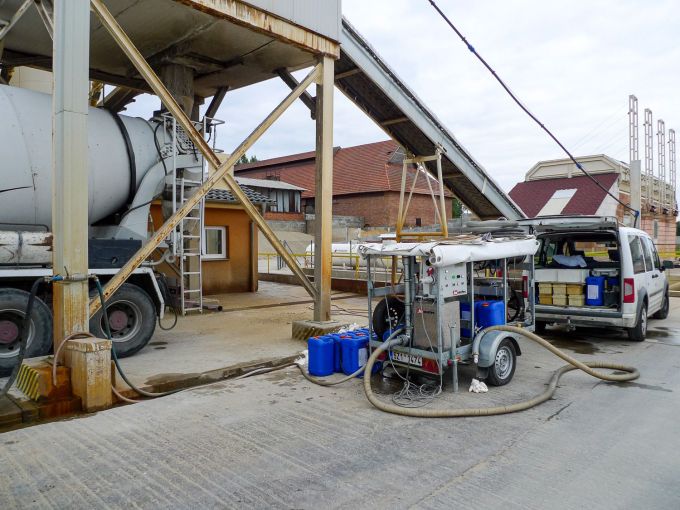 Foam generators