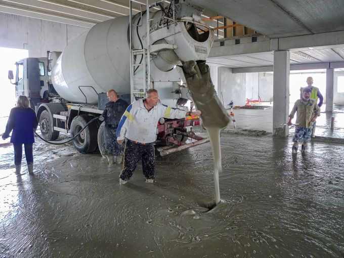 Foam generators